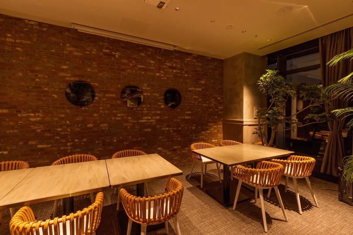 Restaurant & Grill Nine Doors サムネイル2