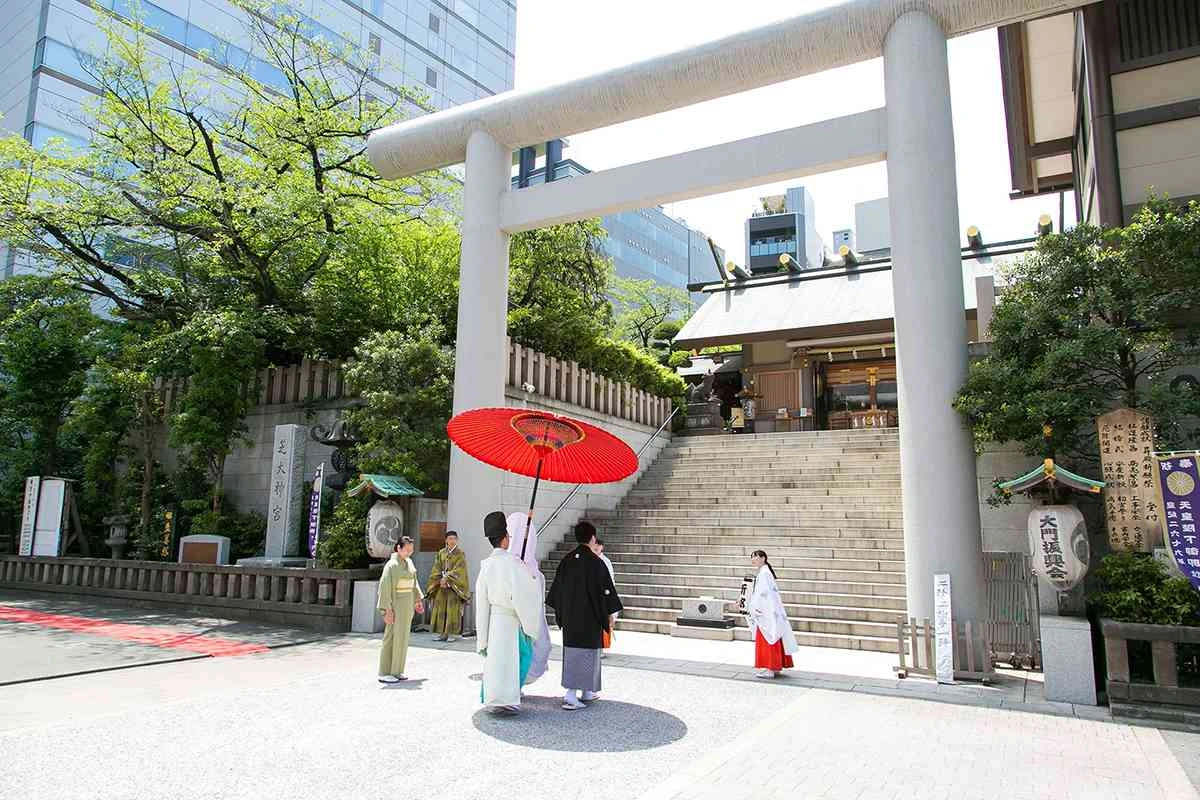 駅近の好アクセスで参列者に優しい神社