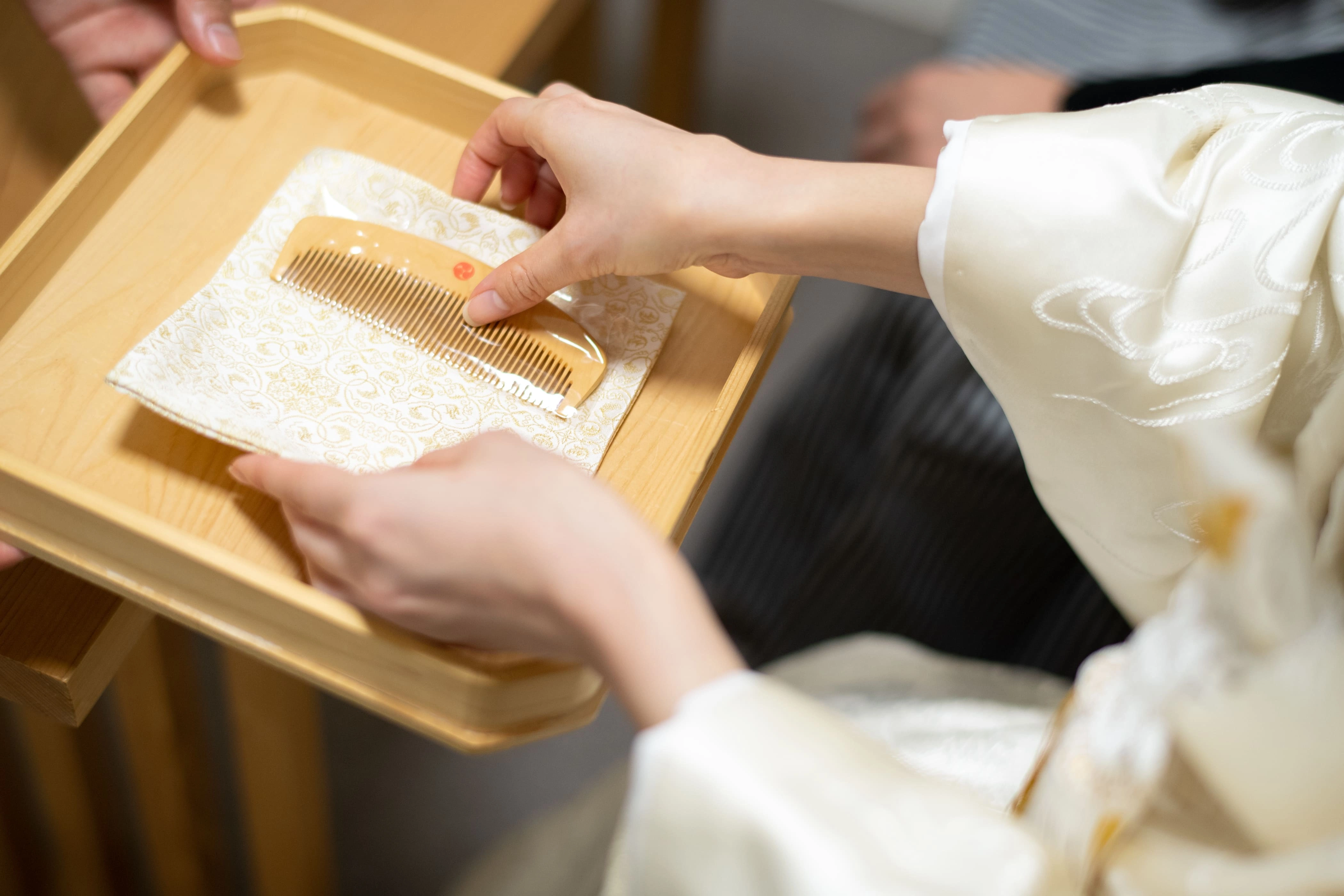 伝統と神話が息づく独自の御櫛預けの儀