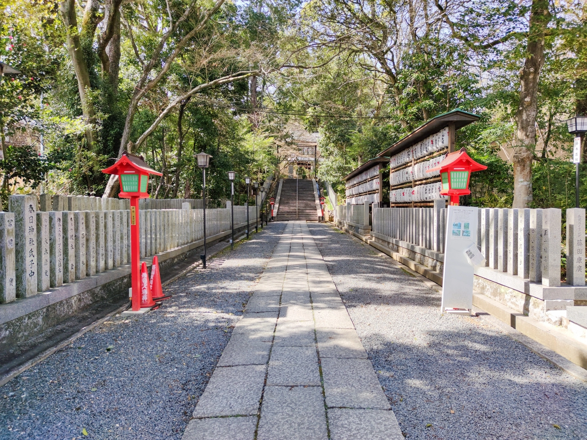 四季折々の風情が漂う歴史ある境内