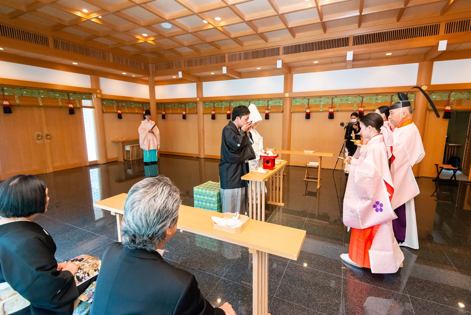 一日二組限定の充実した神前挙式