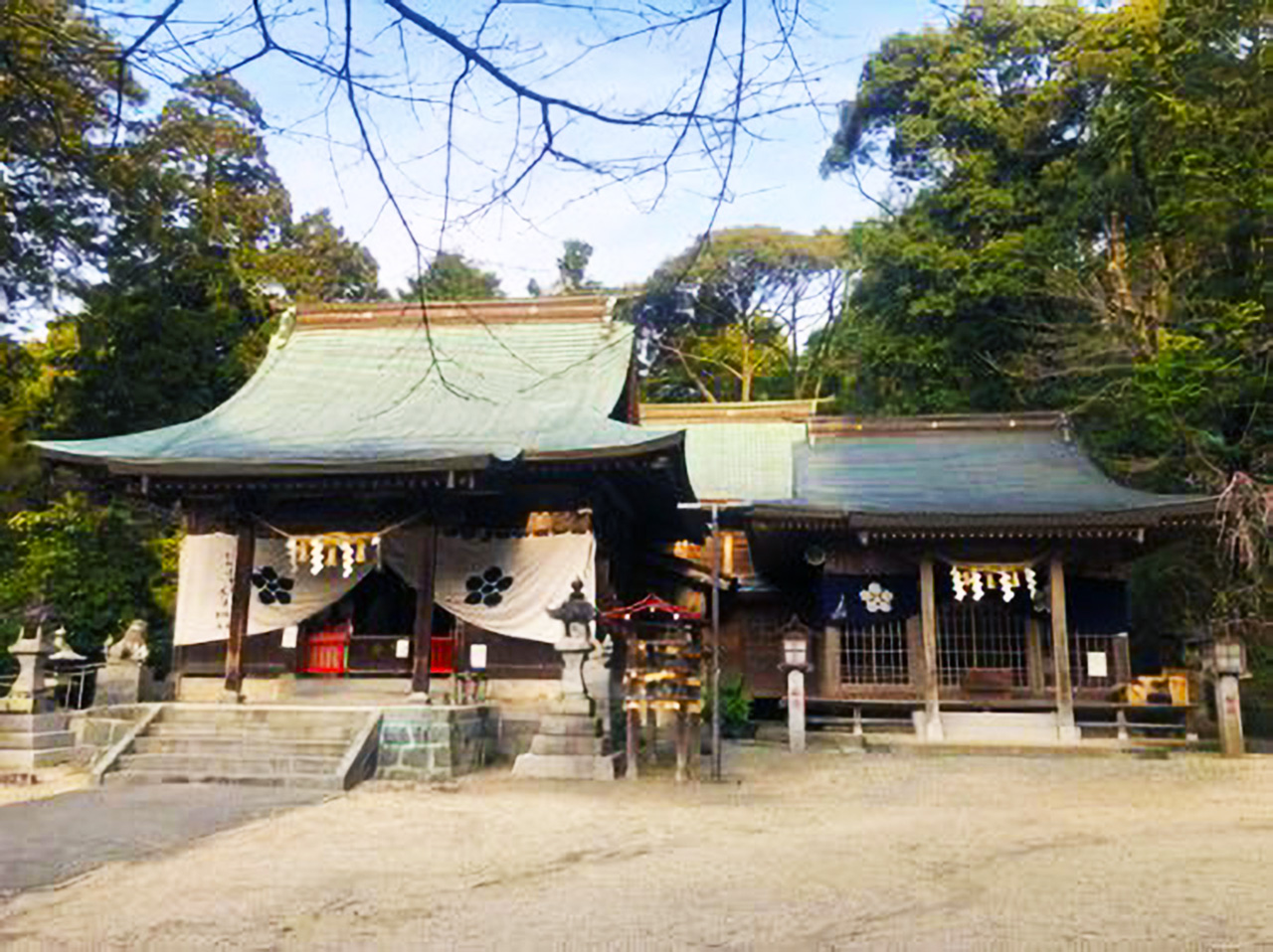 六殿神社
