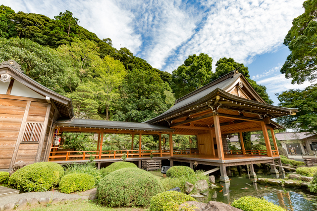 大山阿夫利神社　能楽殿